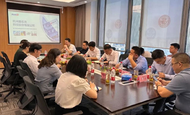 武漢市漢陽區區長郭笑撰一行赴杭州麥樂克考察調研